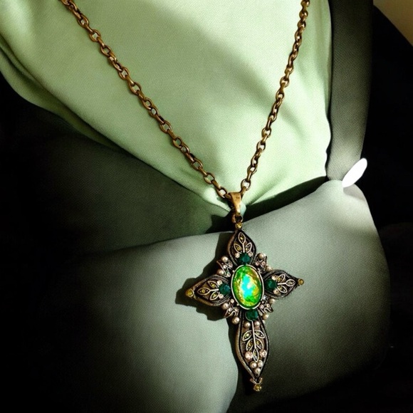Elegant Green, Gold, and Bronze toned Cross Pendant Necklace - Picture 1 of 16